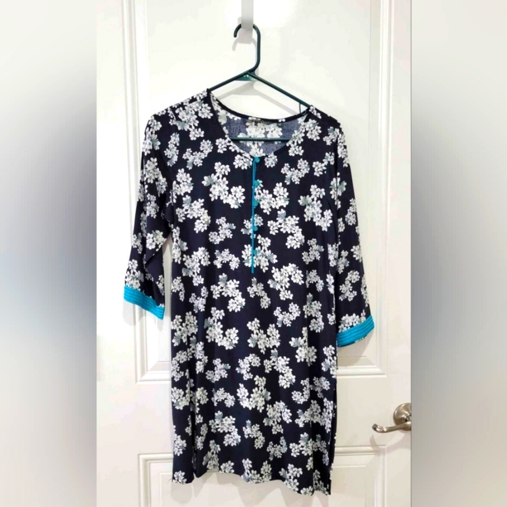 Avaasa Indian Ethnic Floral Kurta Tunic Top M